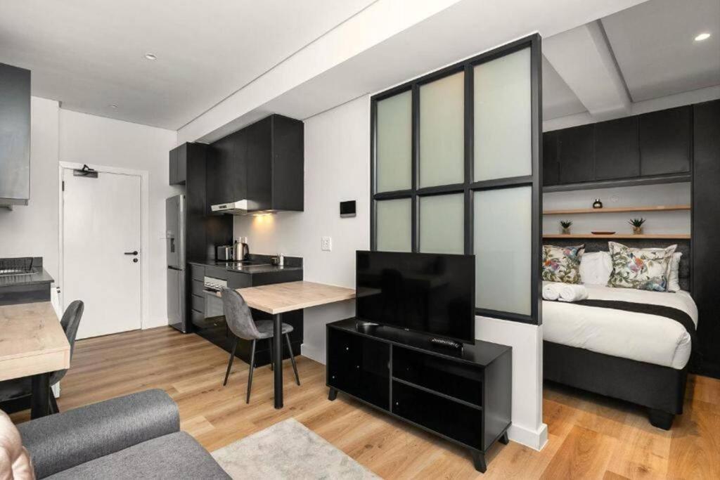 Cosy In The Heart Of Apartment